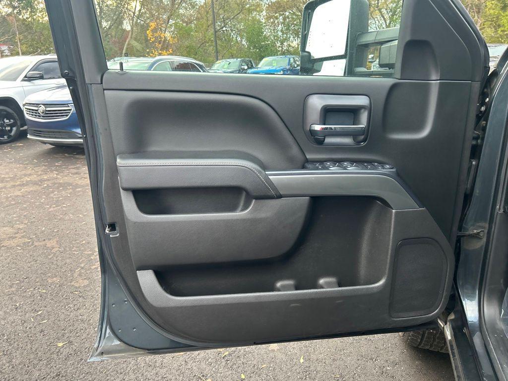 used 2018 Chevrolet Silverado 1500 car, priced at $20,200