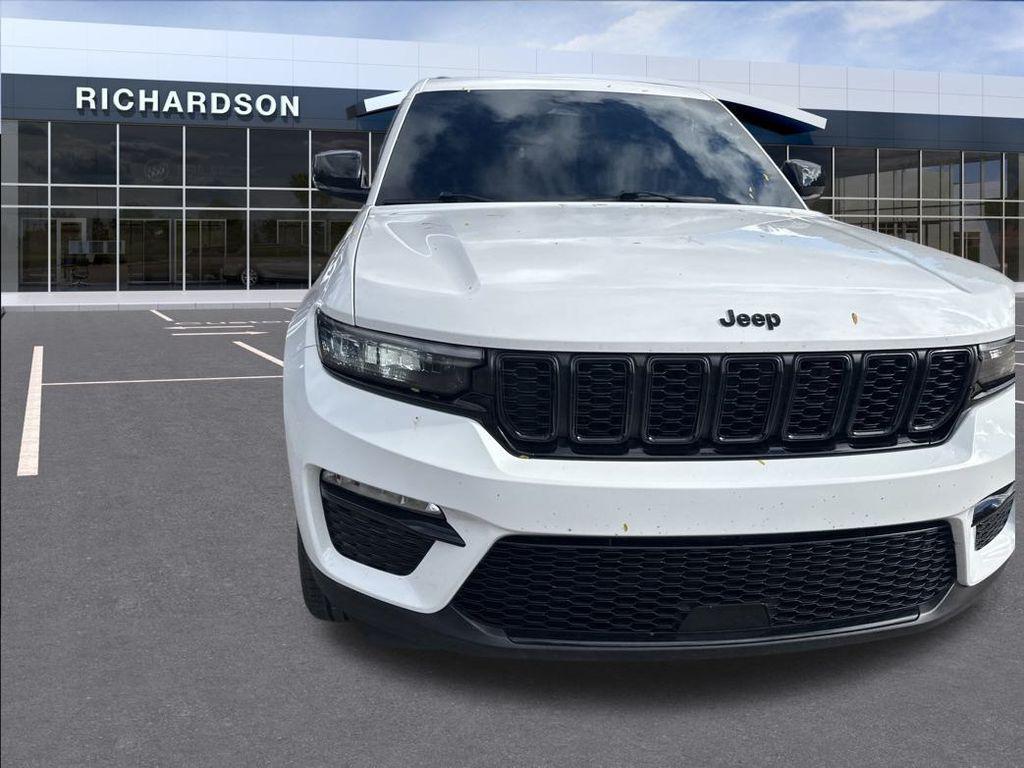 used 2024 Jeep Grand Cherokee car, priced at $36,865