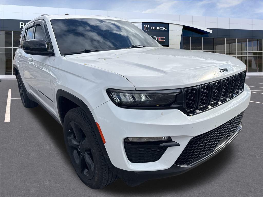 used 2024 Jeep Grand Cherokee car, priced at $36,865