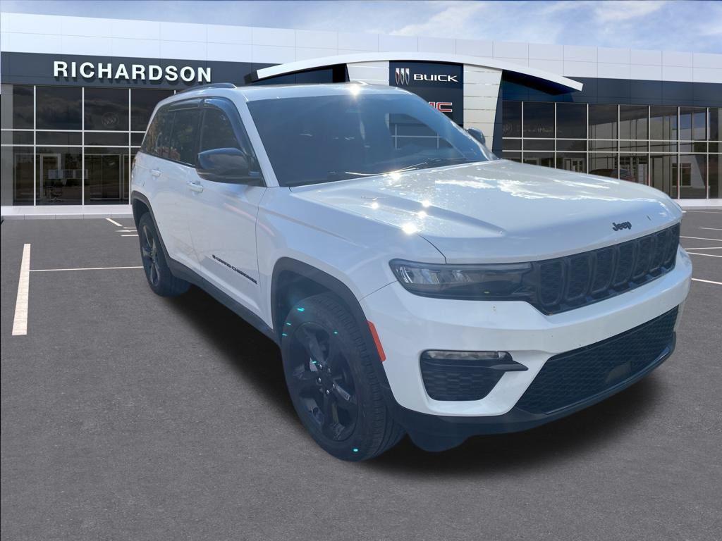 used 2024 Jeep Grand Cherokee car, priced at $36,865