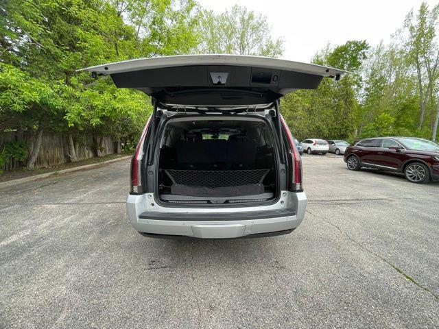 used 2020 Cadillac Escalade ESV car, priced at $40,849