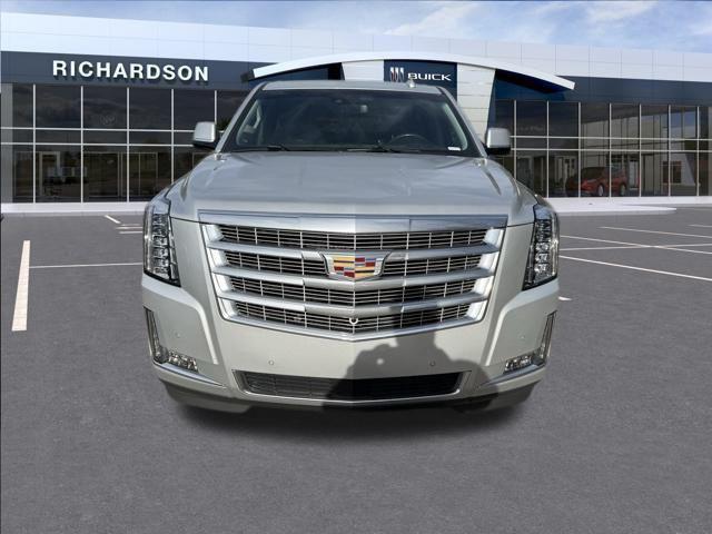 used 2020 Cadillac Escalade ESV car, priced at $38,899