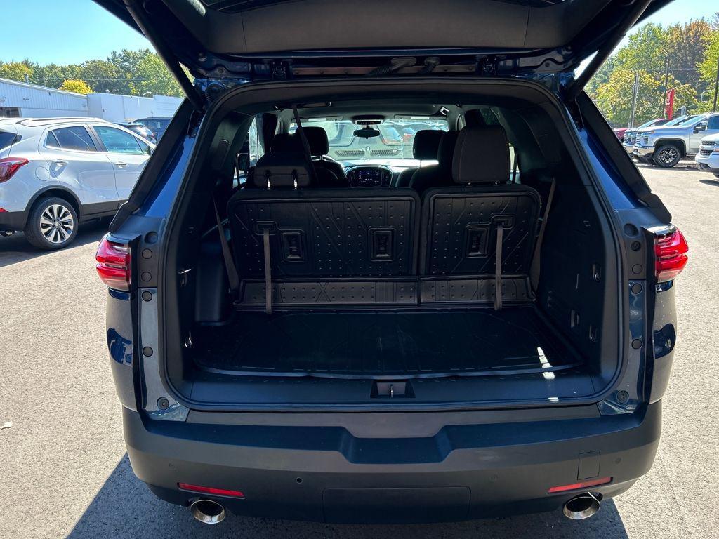 used 2023 Chevrolet Traverse car, priced at $29,360