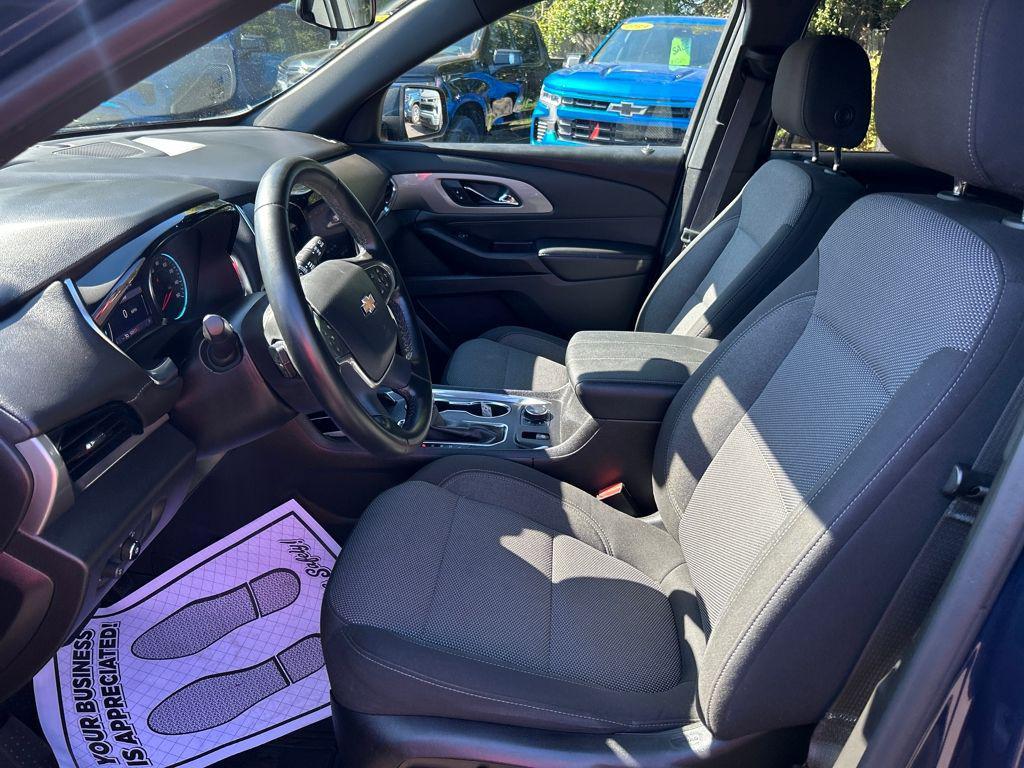 used 2023 Chevrolet Traverse car, priced at $29,360