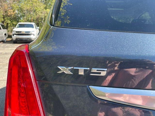 used 2019 Cadillac XT5 car, priced at $25,393