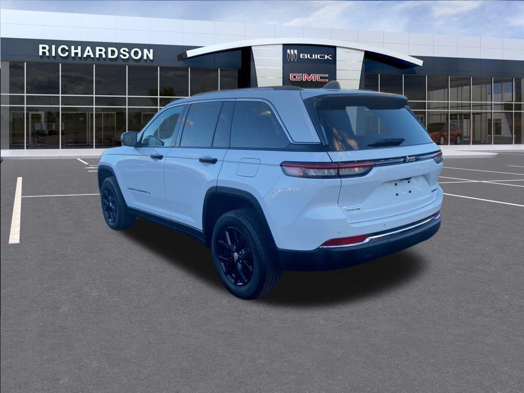 used 2022 Jeep Grand Cherokee car, priced at $30,792