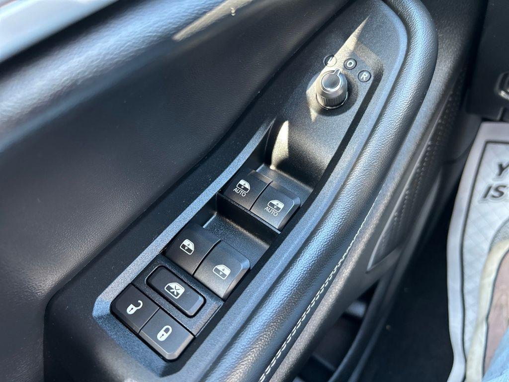 used 2022 Jeep Grand Cherokee car, priced at $30,792