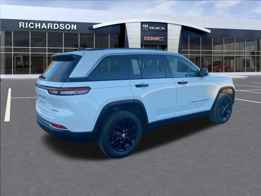 used 2022 Jeep Grand Cherokee car, priced at $30,792