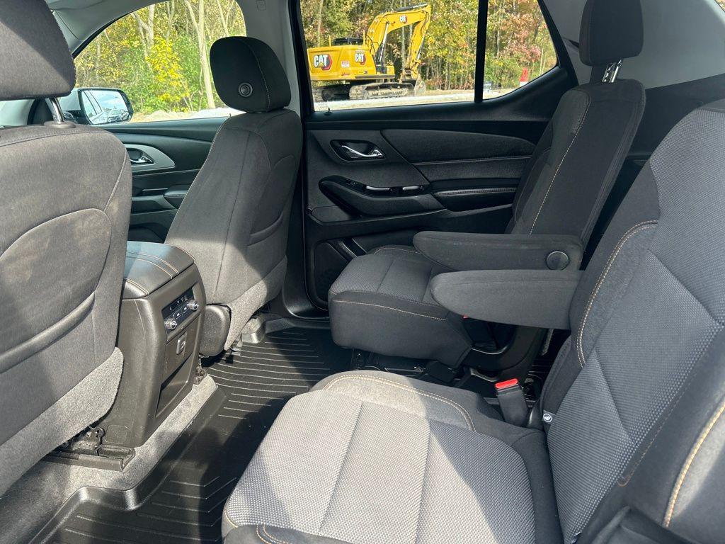 used 2019 Chevrolet Traverse car, priced at $20,192