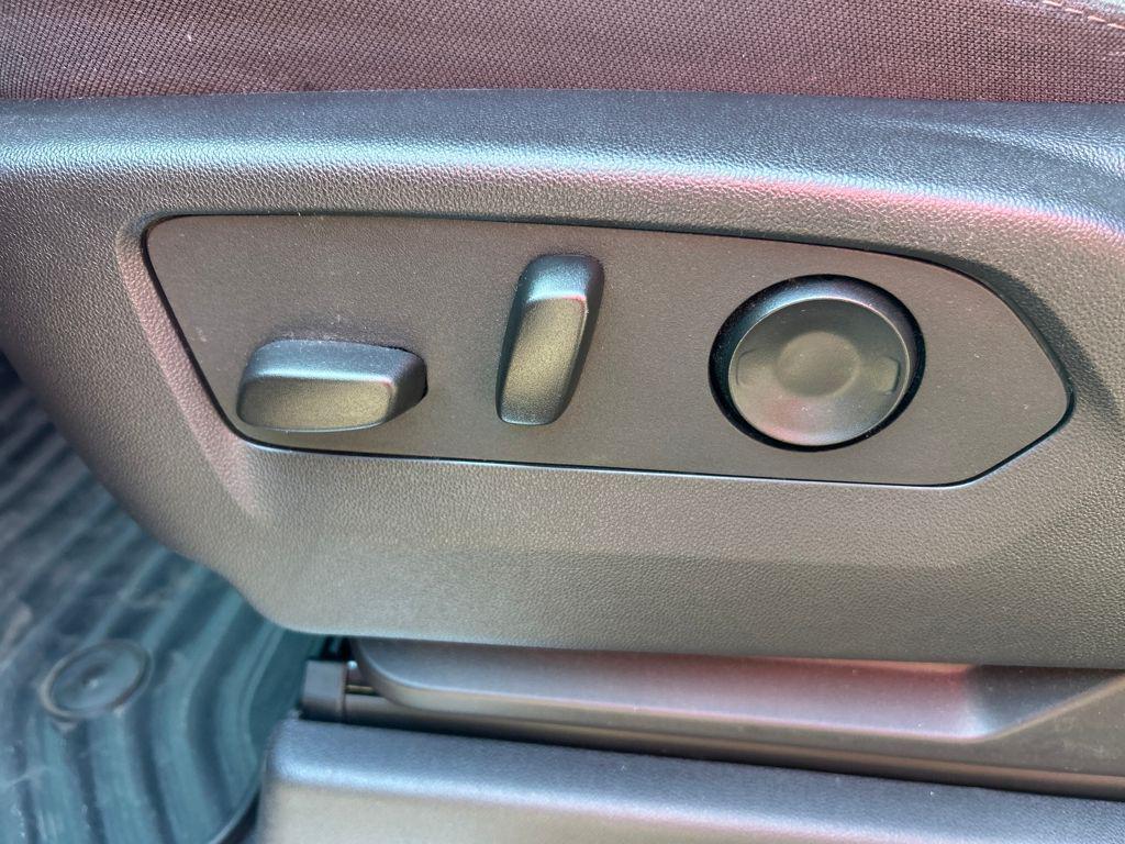 used 2024 Chevrolet Silverado 1500 car, priced at $38,437