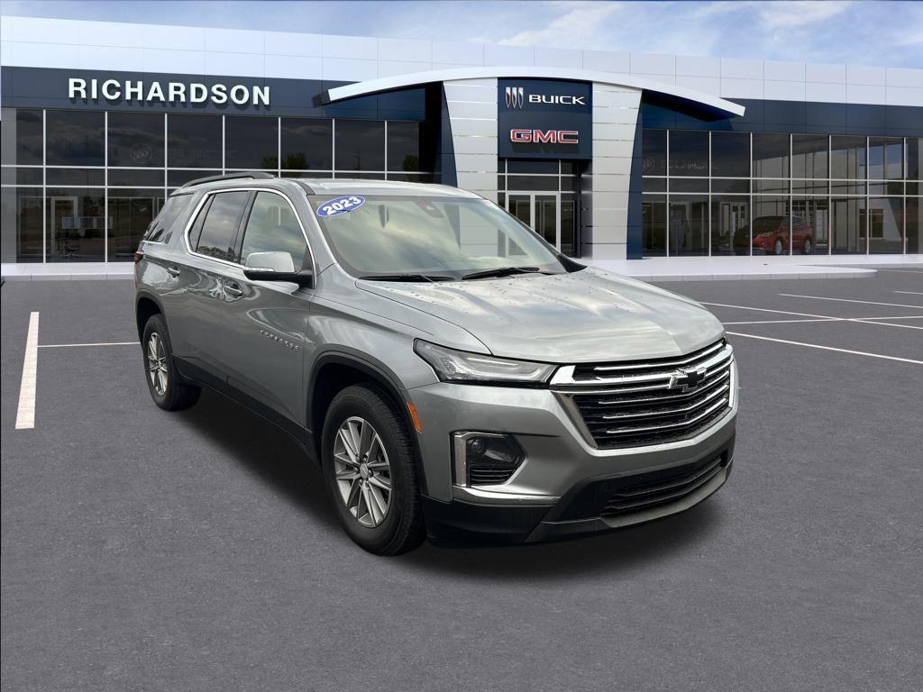 used 2023 Chevrolet Traverse car, priced at $31,936