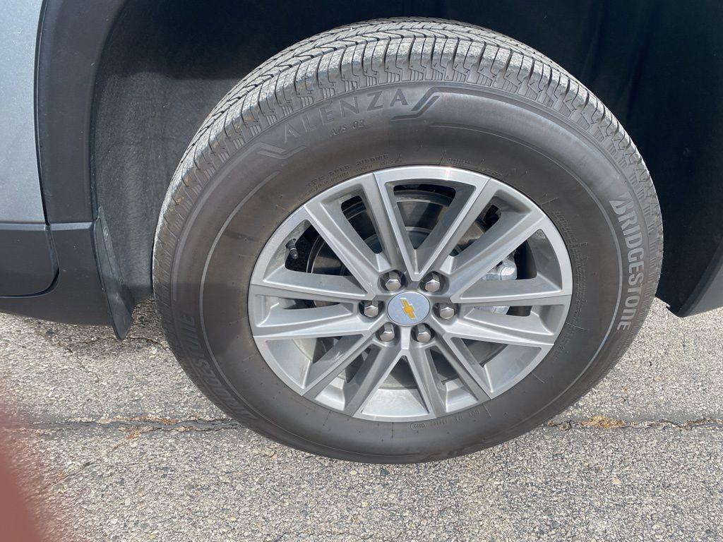 used 2023 Chevrolet Traverse car, priced at $31,936