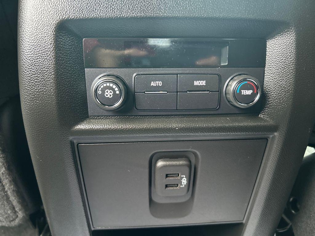 used 2023 Chevrolet Traverse car, priced at $31,936