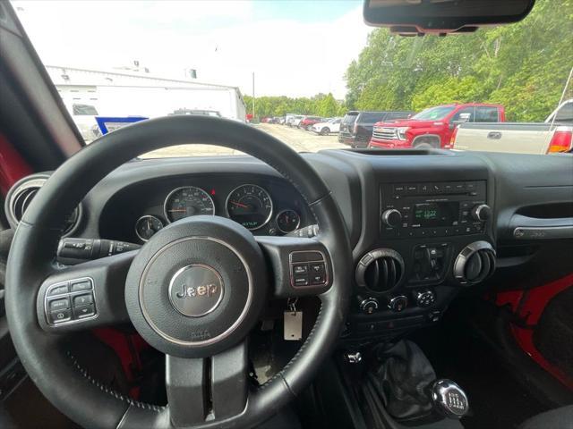 used 2015 Jeep Wrangler Unlimited car, priced at $15,453