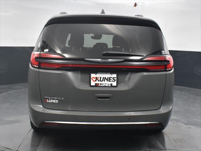 used 2022 Chrysler Pacifica car, priced at $21,764