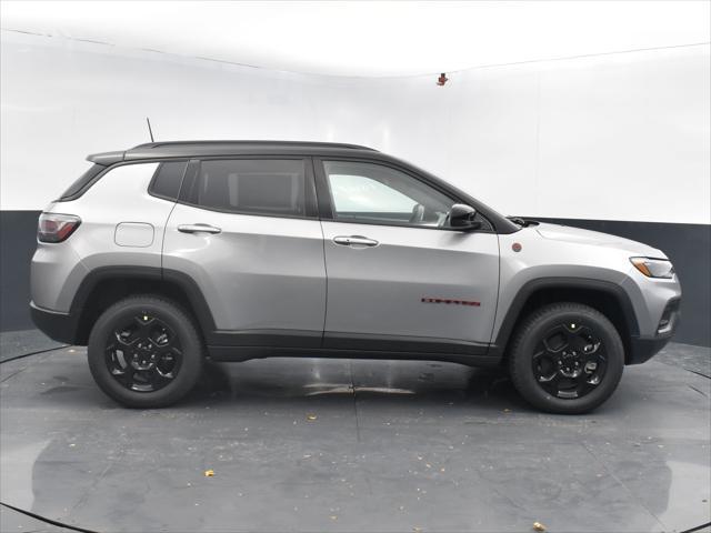 new 2024 Jeep Compass car, priced at $38,810