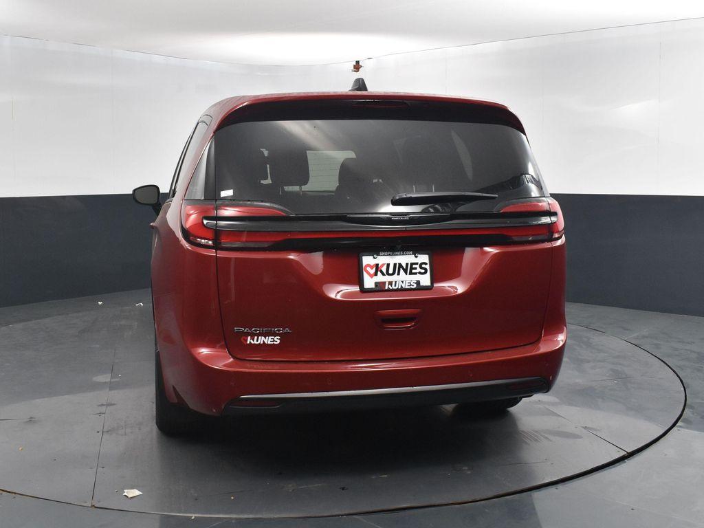 new 2026 Chrysler Pacifica car, priced at $47,283