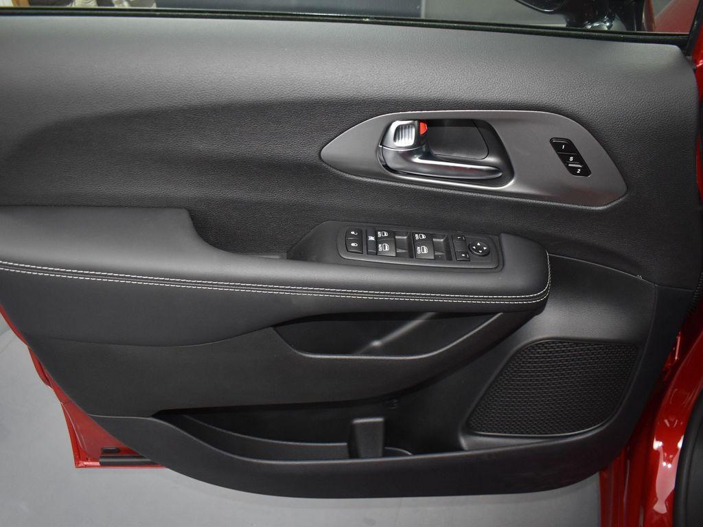 new 2026 Chrysler Pacifica car, priced at $47,283