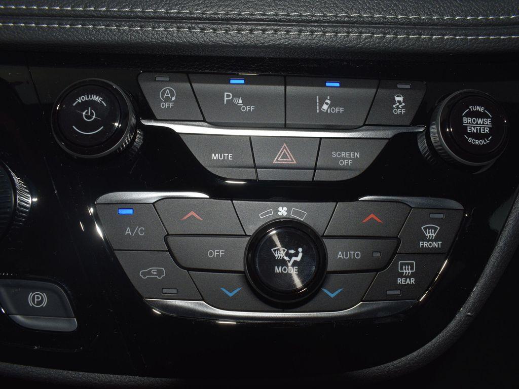 new 2026 Chrysler Pacifica car, priced at $47,283