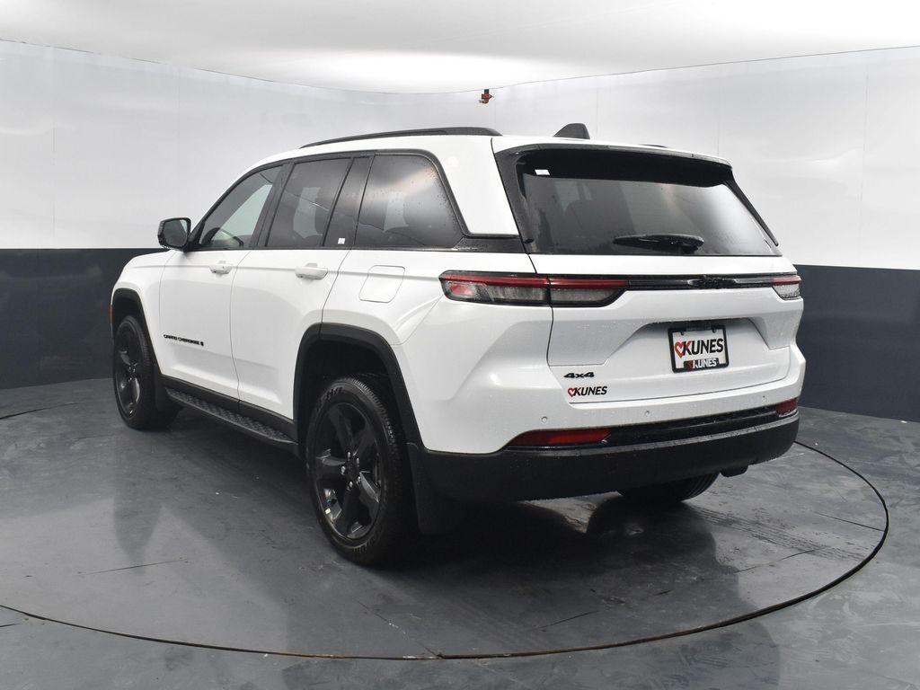 new 2025 Jeep Grand Cherokee car, priced at $47,825