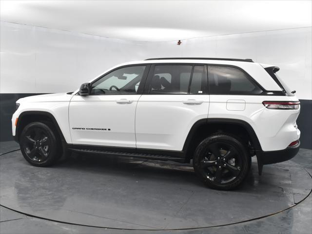 new 2025 Jeep Grand Cherokee car, priced at $45,053