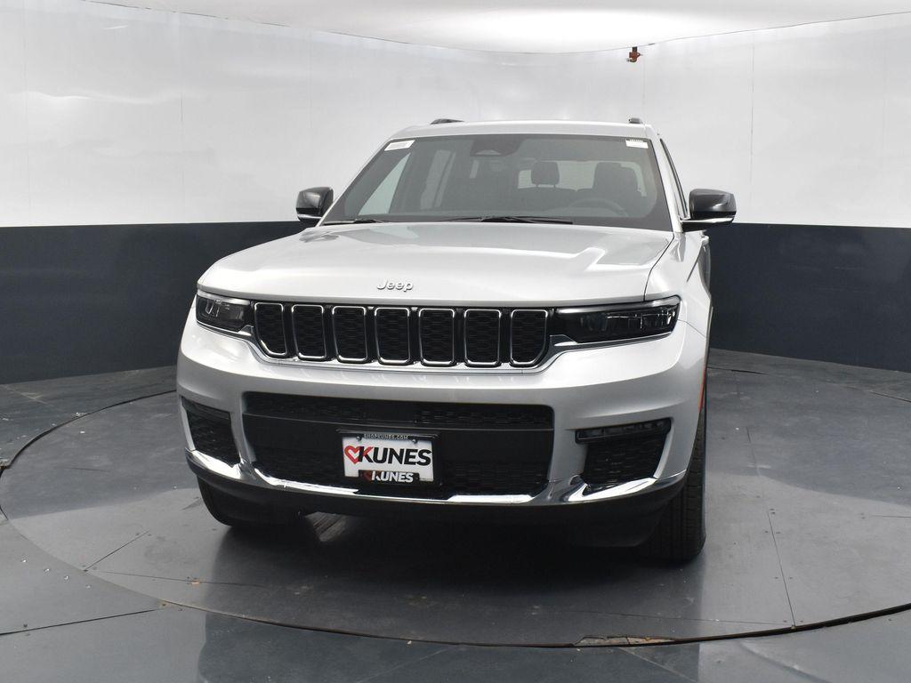 new 2025 Jeep Grand Cherokee L car, priced at $44,733