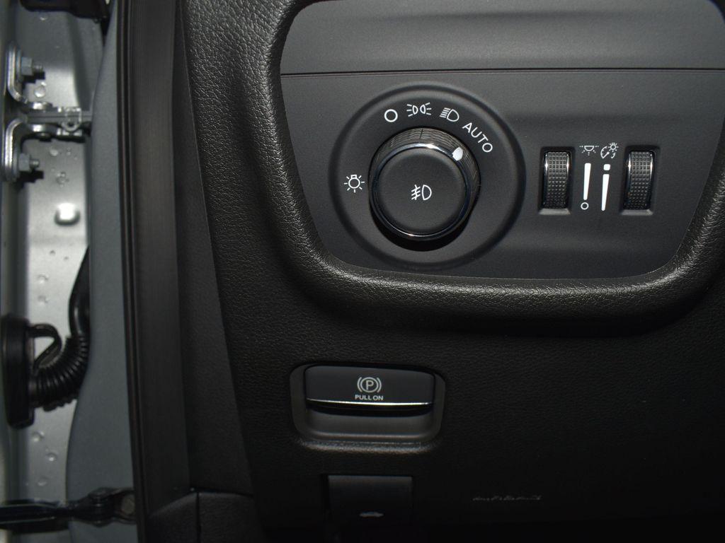 new 2025 Jeep Grand Cherokee L car, priced at $44,733