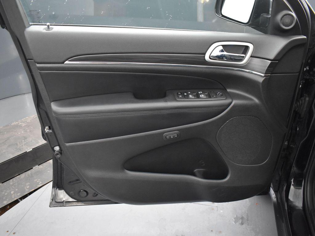 used 2022 Jeep Grand Cherokee car, priced at $24,261