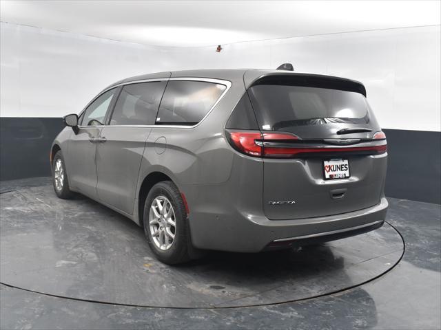 new 2025 Chrysler Pacifica car, priced at $44,489