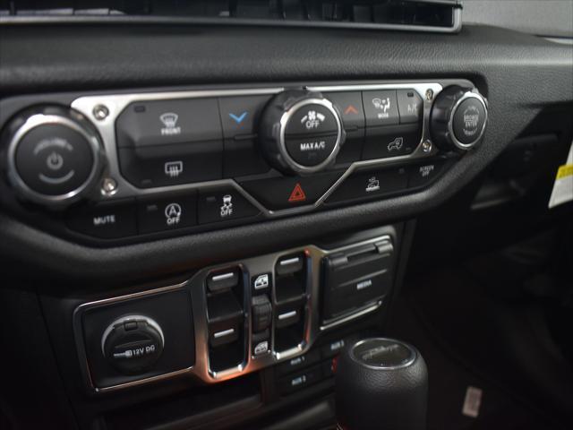 new 2025 Jeep Gladiator car, priced at $45,065