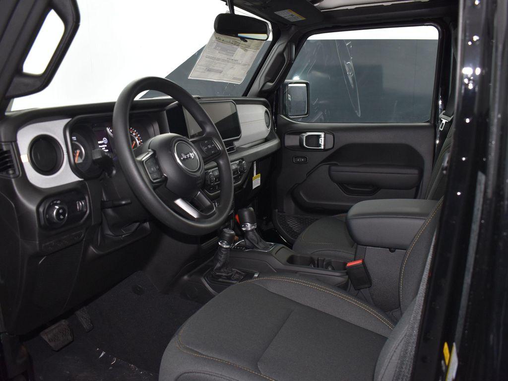 new 2025 Jeep Gladiator car, priced at $47,245