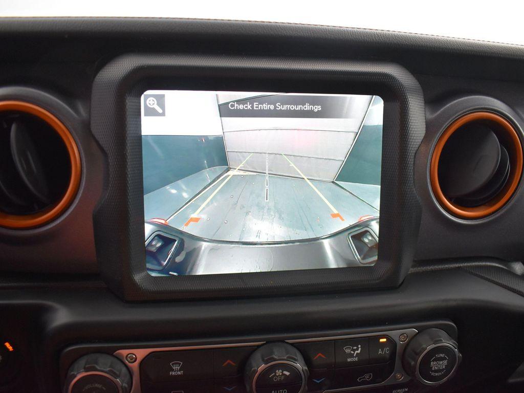 used 2022 Jeep Gladiator car, priced at $34,109