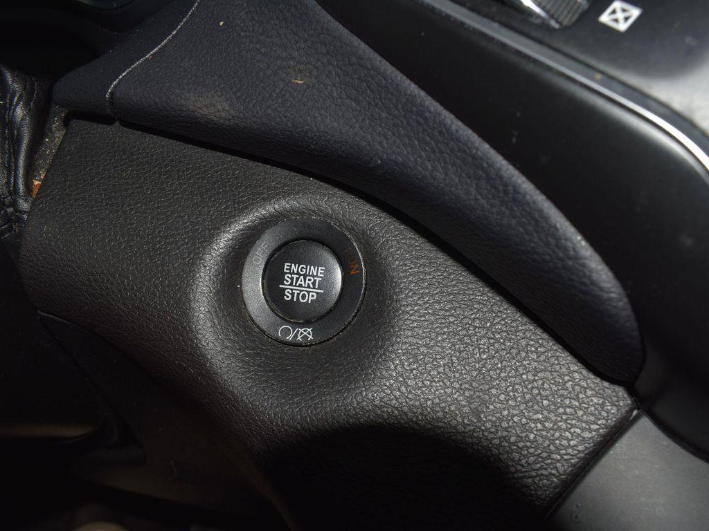 used 2019 Jeep Cherokee car, priced at $14,226