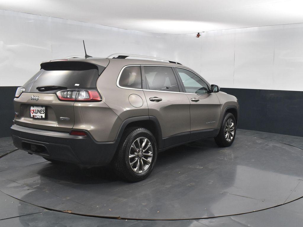 used 2019 Jeep Cherokee car, priced at $14,226