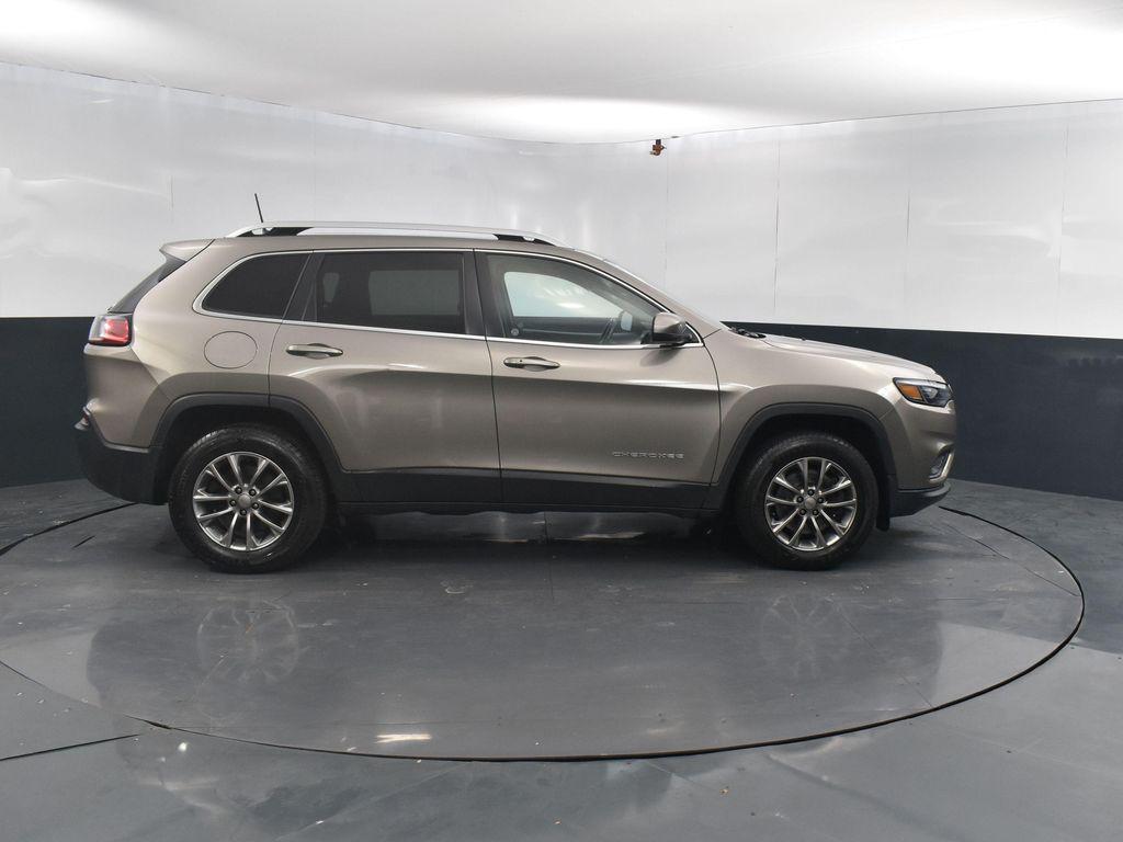 used 2019 Jeep Cherokee car, priced at $14,226