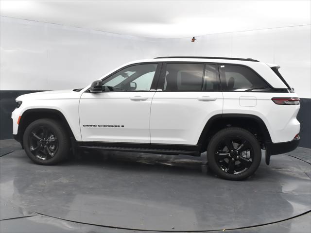 new 2024 Jeep Grand Cherokee car, priced at $41,869