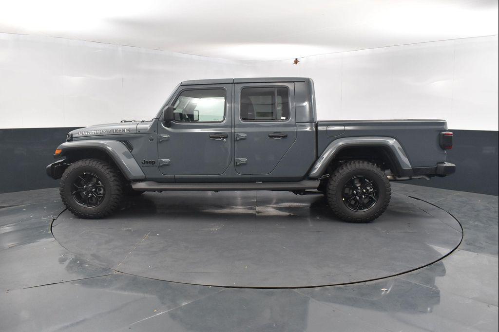 new 2025 Jeep Gladiator car, priced at $53,990