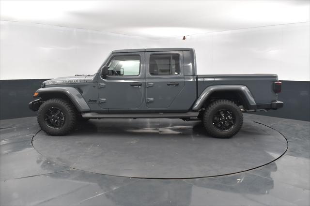 new 2025 Jeep Gladiator car, priced at $52,712