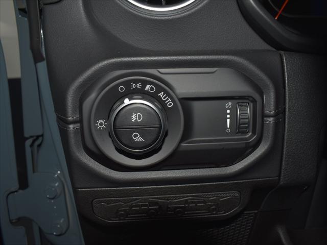 new 2025 Jeep Gladiator car, priced at $52,712
