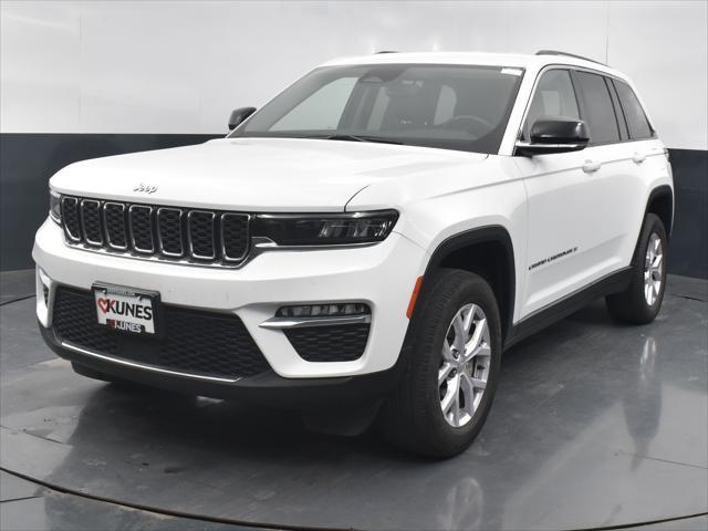 used 2022 Jeep Grand Cherokee car, priced at $27,670