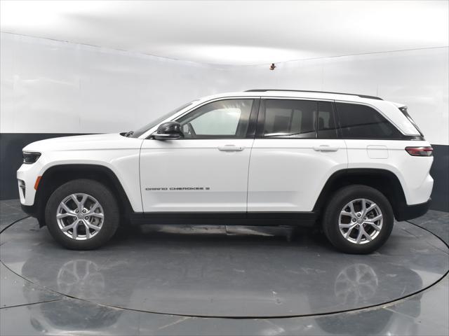 used 2022 Jeep Grand Cherokee car, priced at $27,670