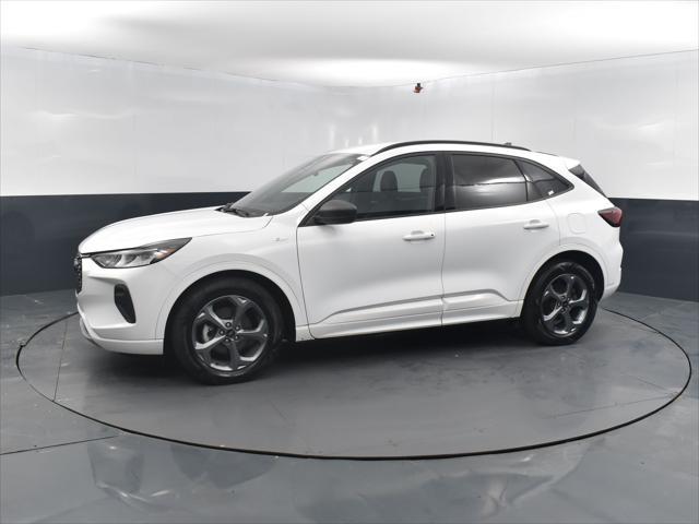 used 2023 Ford Escape car, priced at $21,231