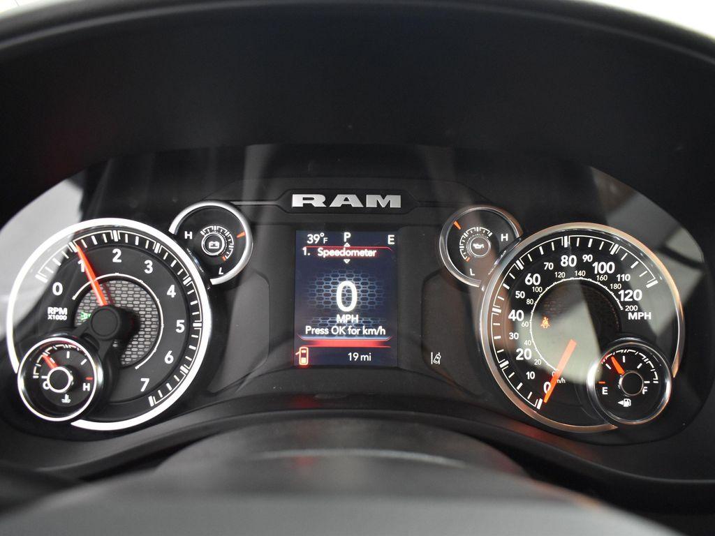 new 2025 Ram 1500 car, priced at $46,321