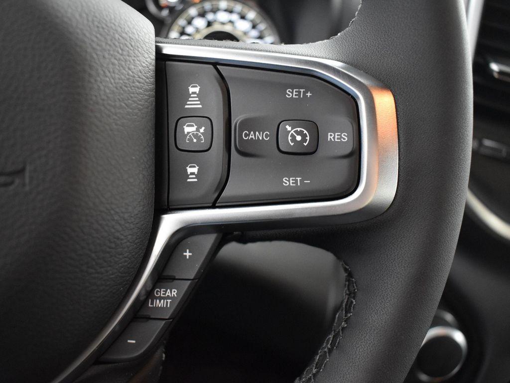 new 2025 Ram 1500 car, priced at $46,321