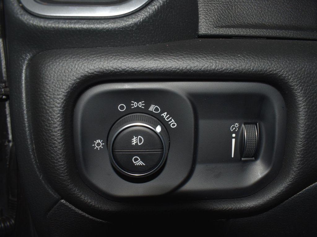 new 2025 Ram 1500 car, priced at $46,361