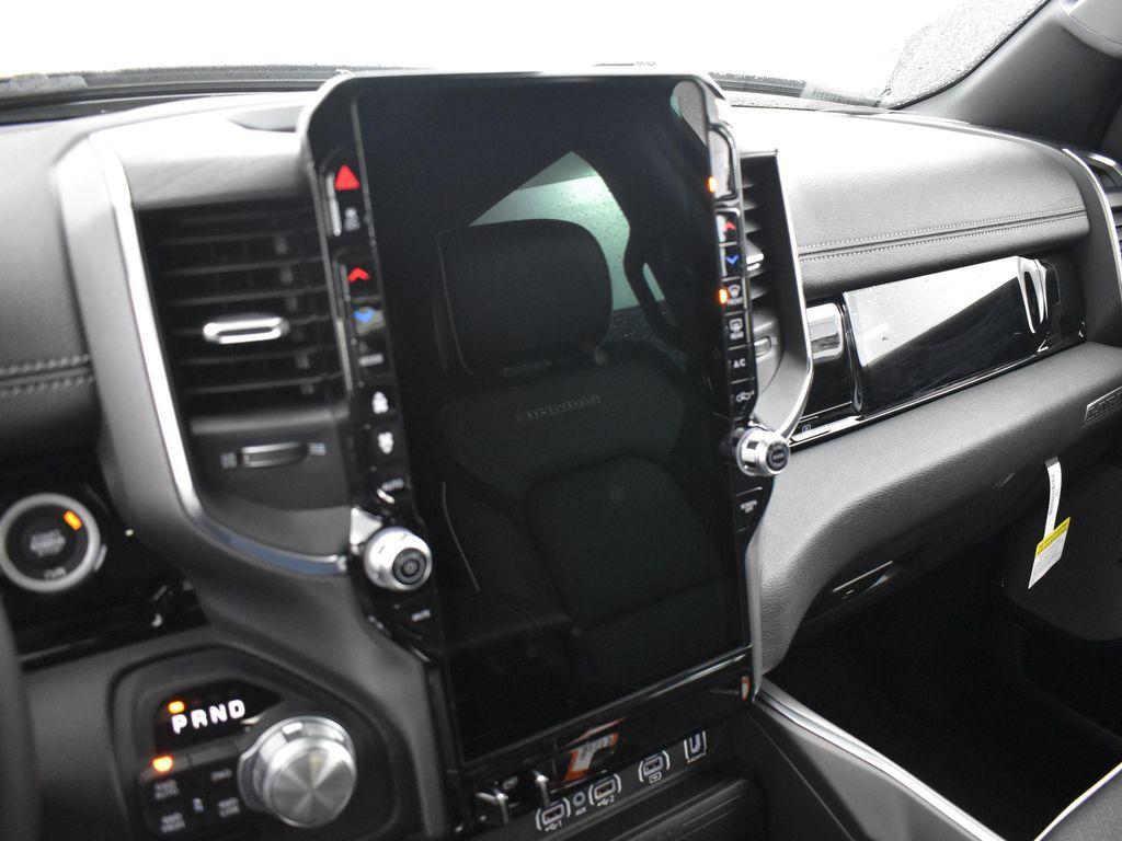 new 2025 Ram 1500 car, priced at $60,252