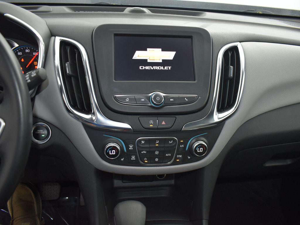 used 2024 Chevrolet Equinox car, priced at $22,540