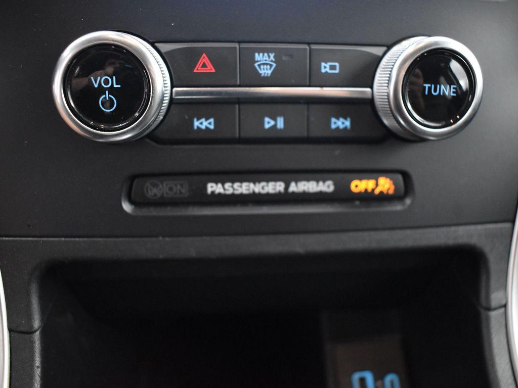 used 2024 Ford Edge car, priced at $24,929