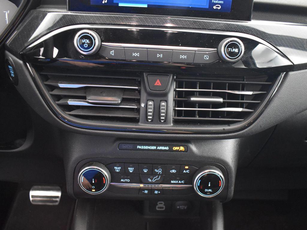 used 2024 Ford Escape car, priced at $23,548