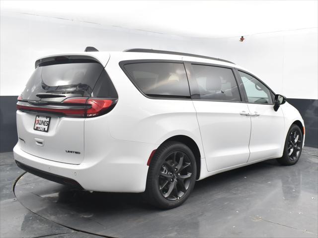 new 2024 Chrysler Pacifica car, priced at $45,800